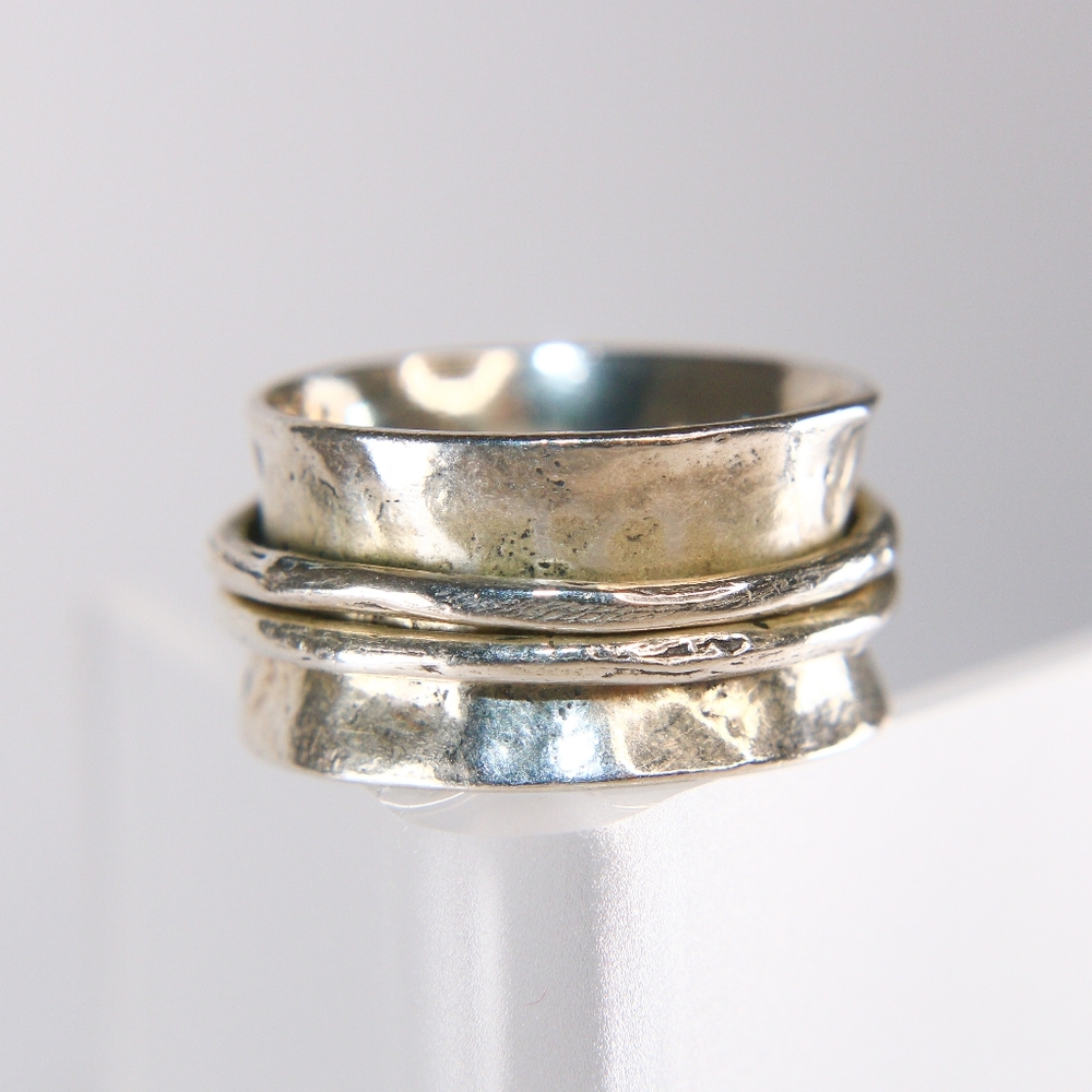 LIRM Israel Sterling Silver 925 Spinner Ring Size 6.5 With 2 Bands Hammered